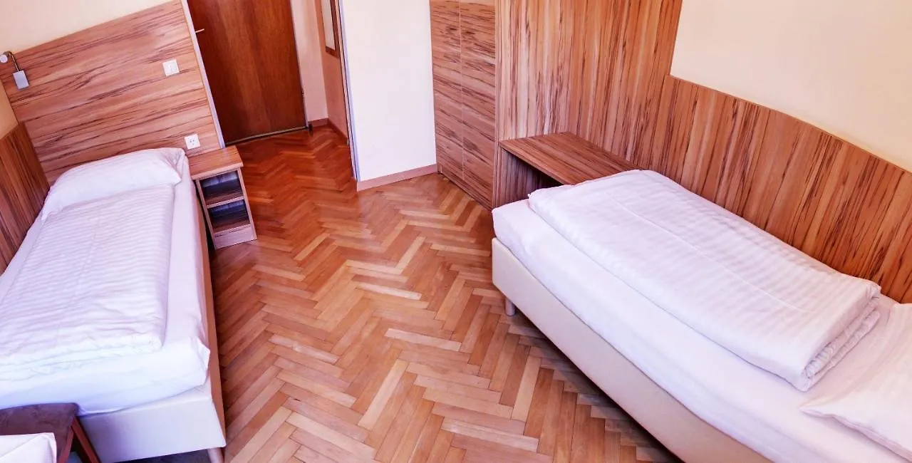 *** Bed & Breakfast Pension Jahn Salzburg Austria