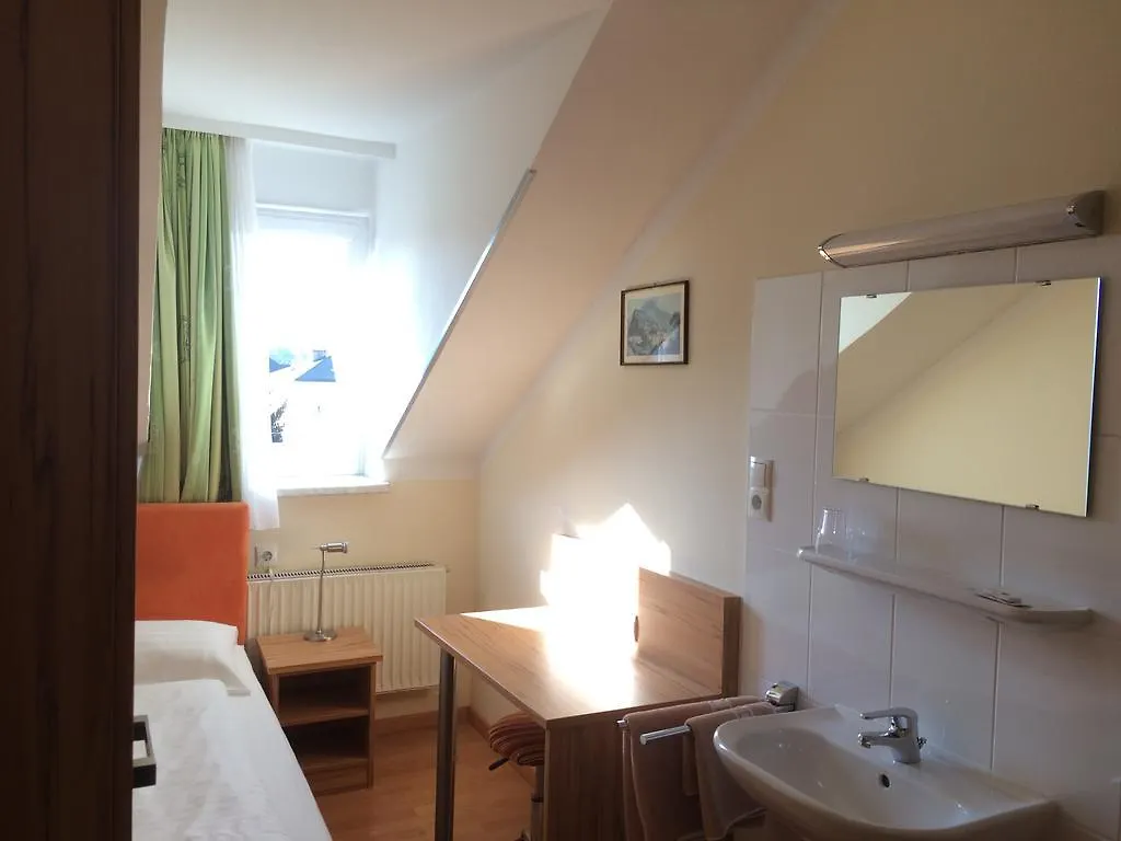 Pension Jahn Salzburg Bed & Breakfast